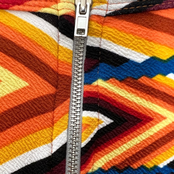 💥2/$15 LuLaRoe Amelia chevron mod 70’s inspired retro look short sleeve dress M - Picture 9 of 13